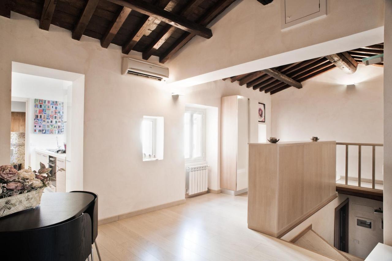 Mansarda Campo Dei Fiori - Via Dei Balestrari 37 Apartment