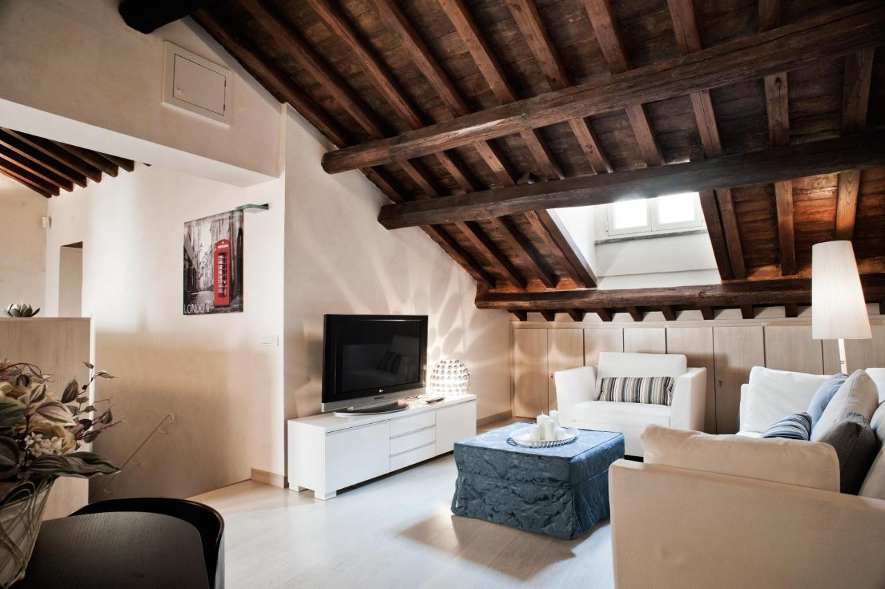 Mansarda Campo Dei Fiori - Via Dei Balestrari 37 * Rom